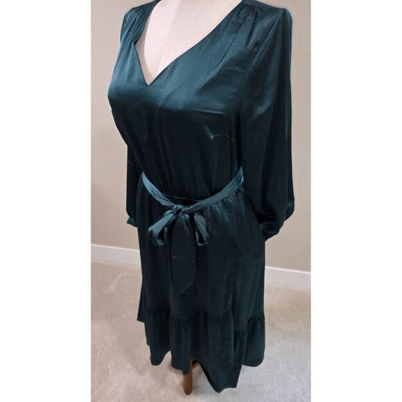 Lane Bryant Womens V-Neck Satin Dress With Tie Belt Dark Green Size 12 New With - Picture 2 of 14